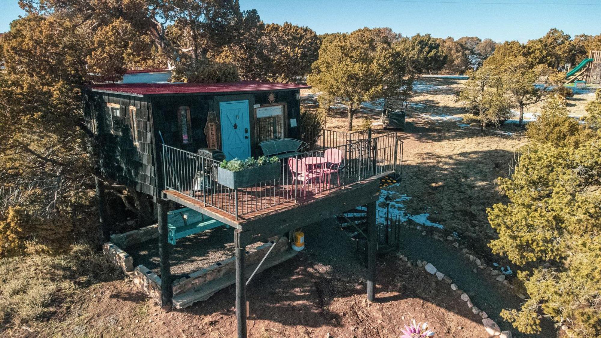 Villa Ashley'S Treehouse At El Mistico Ranch à Nogal Extérieur photo